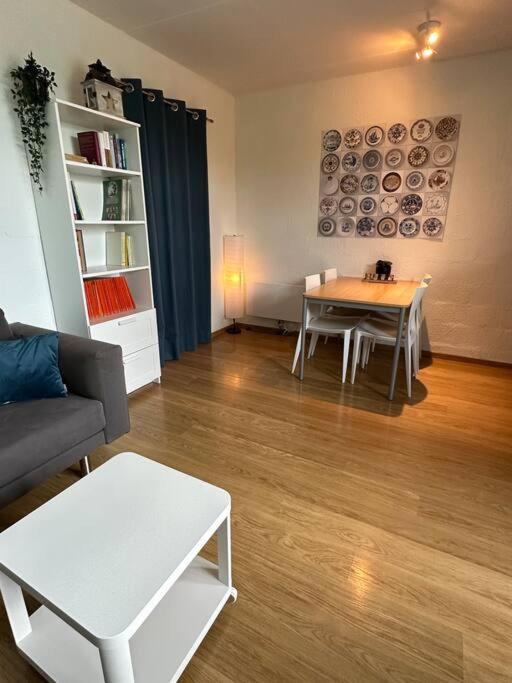 Ferienwohnung Le Papillon Hotton Exterior foto